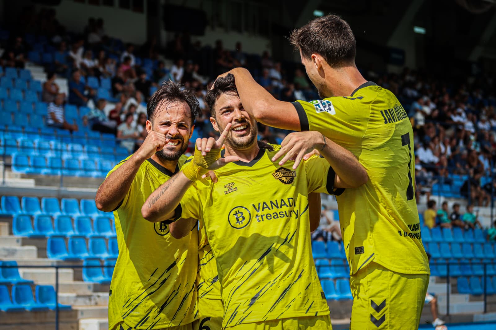 Victoria de prestigio del CF Intercity ante el UCAM Murcia (1-2)